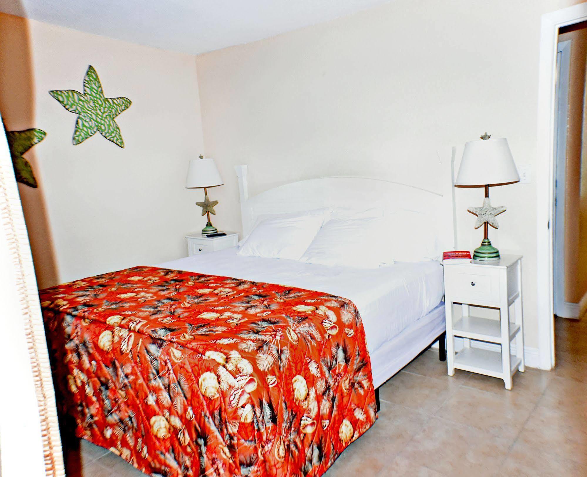 Anna Maria Island Dream Inn Holmes Beach Exterior photo