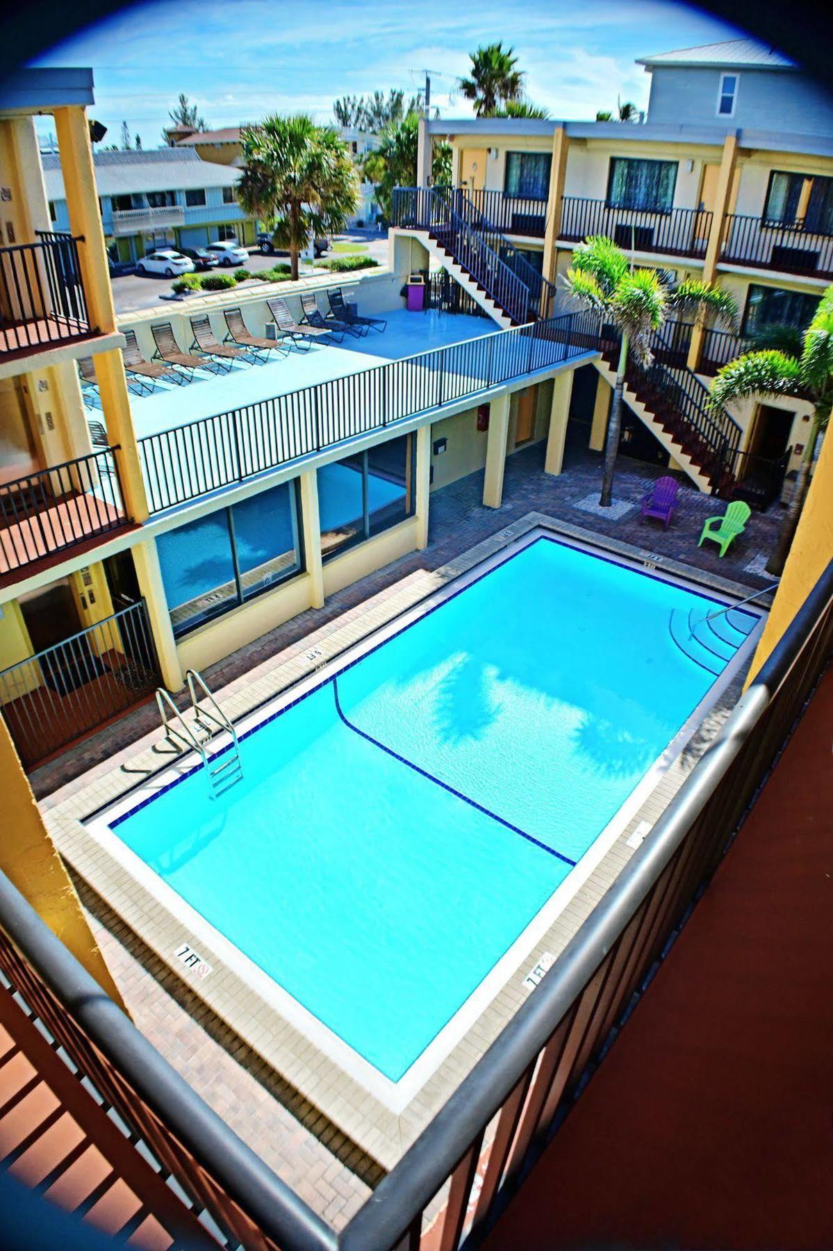 Anna Maria Island Dream Inn Holmes Beach Exterior photo